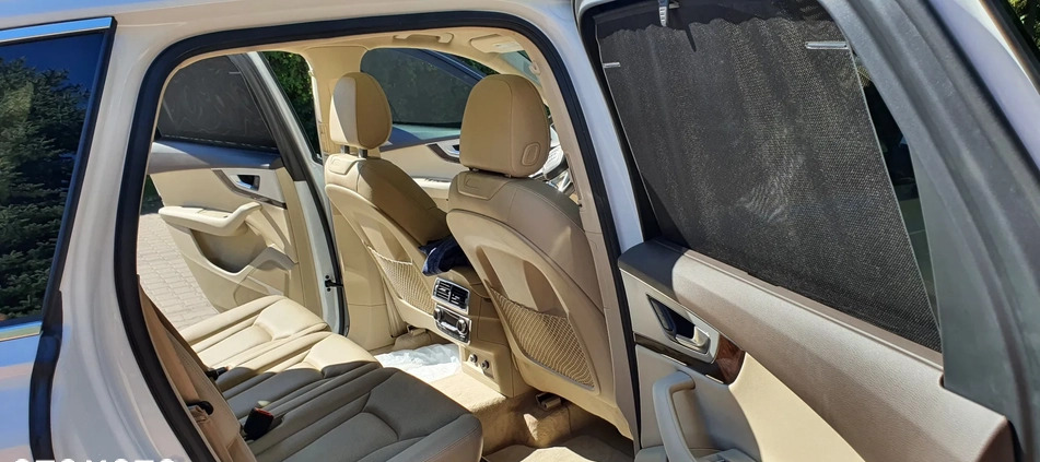 Audi Q7 cena 173000 przebieg: 54000, rok produkcji 2019 z Sulejówek małe 191